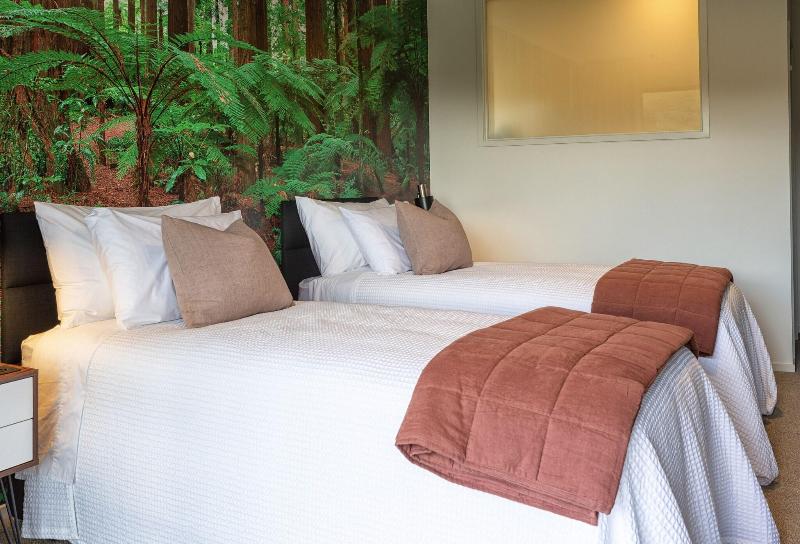 Parkside Boutique Lodge image