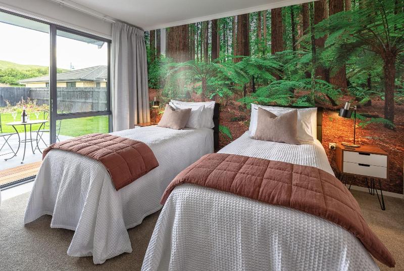 Parkside Boutique Lodge image