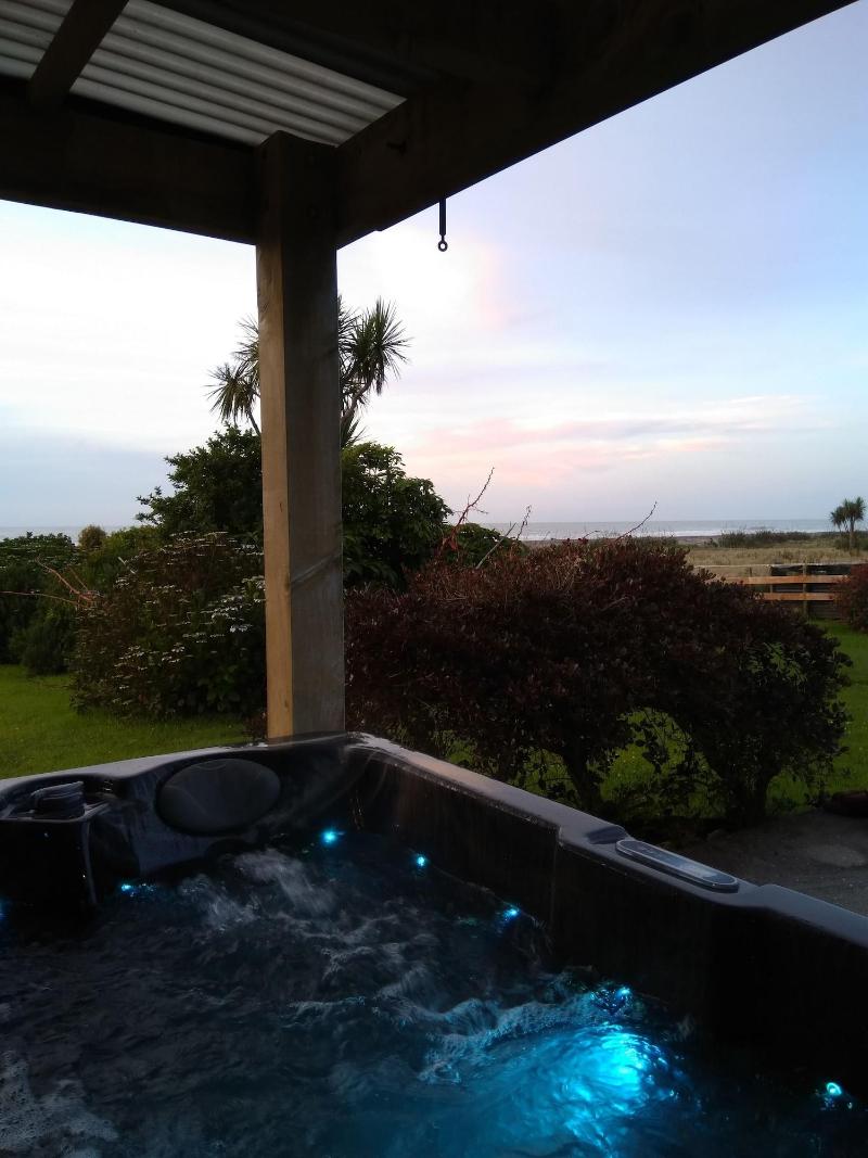 Awatuna Sunset Lodge
