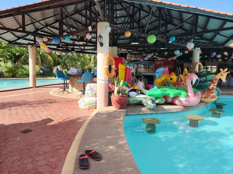 Subic Waterfront Resort And Hotel image