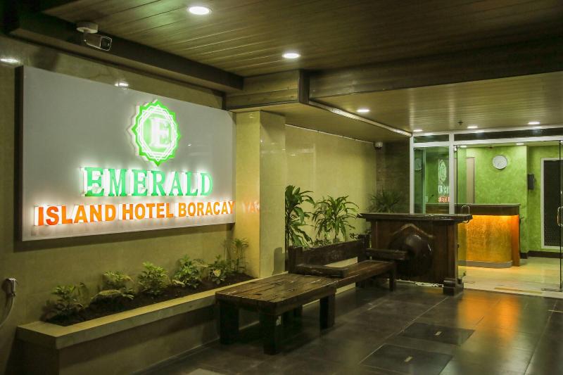Emerald Island Hotel image
