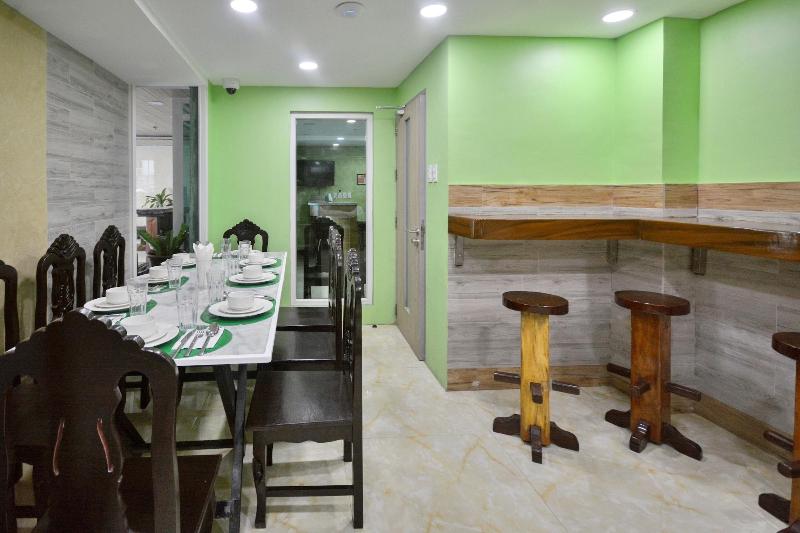 Emerald Island Hotel image