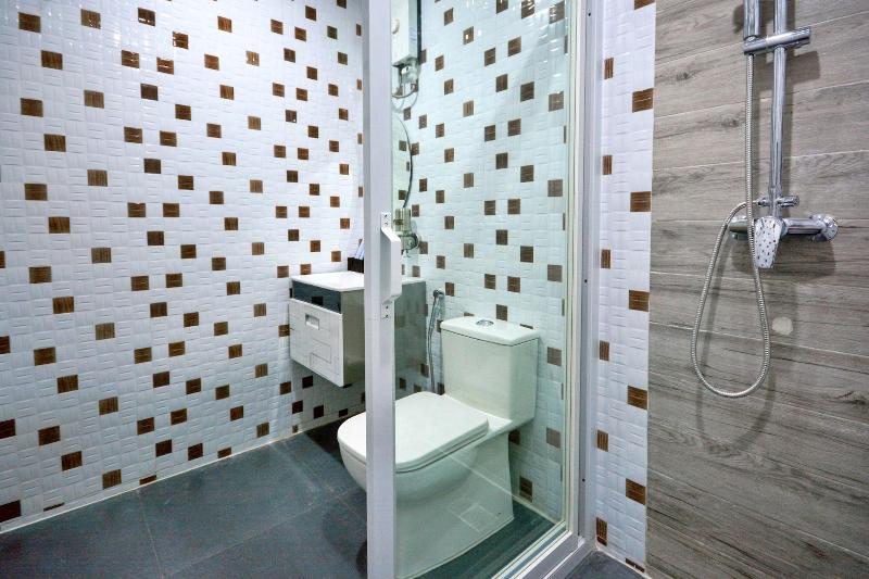 Emerald Island Hotel image
