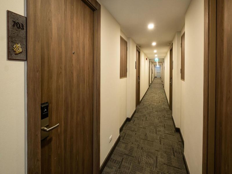 B2 Korat Premier Hotel