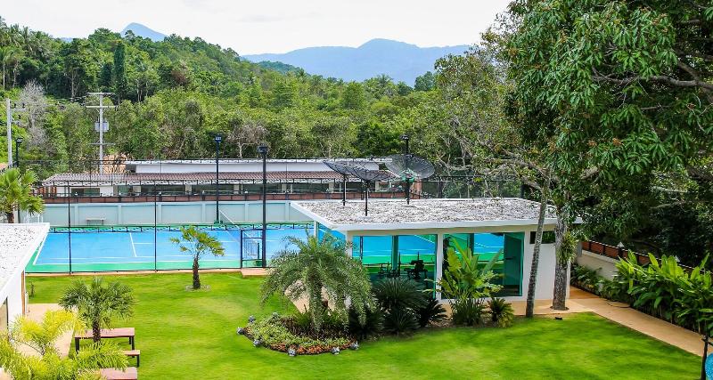 Zee Luxury Boutique Hotel image
