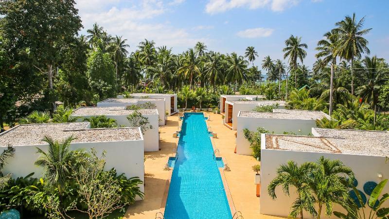 Zee Luxury Boutique Hotel image