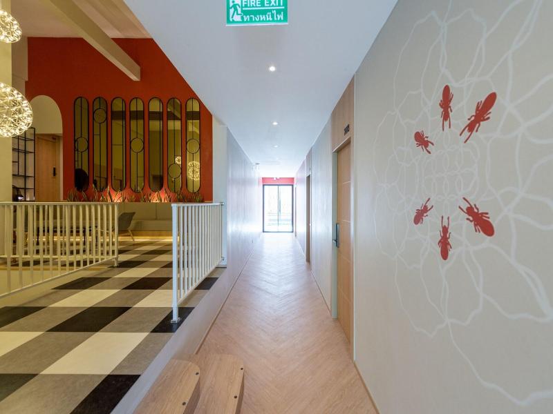 Platinum Hotel image
