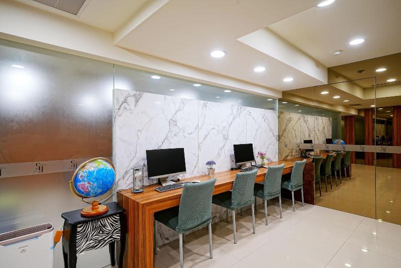 Sayo Hotel image