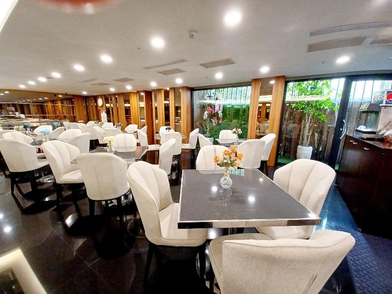 Sayo Hotel image