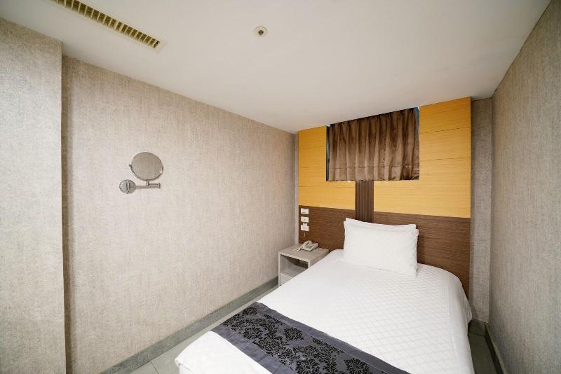 Sayo Hotel image