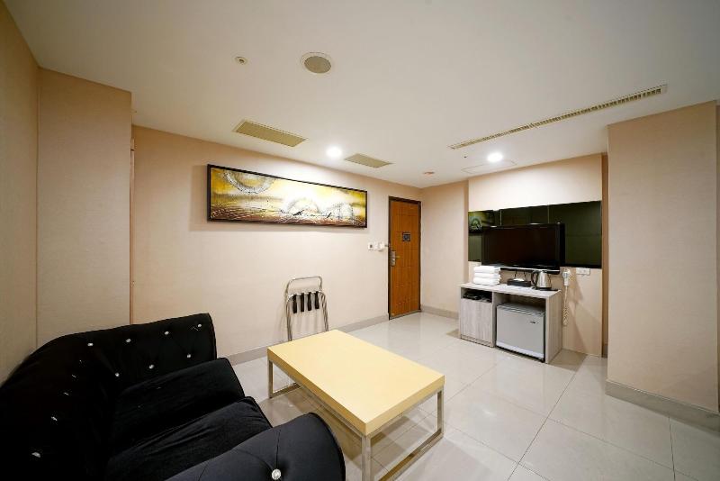 Sayo Hotel image
