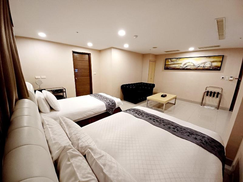 Sayo Hotel image