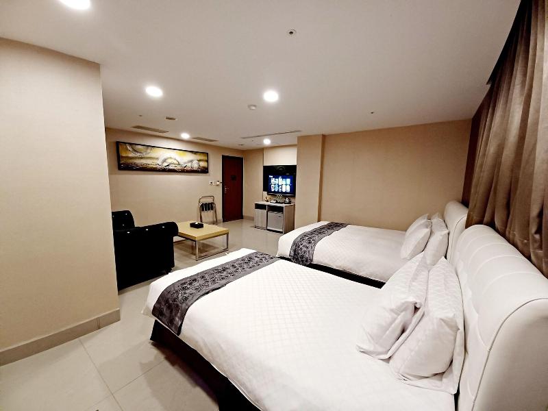 Sayo Hotel image