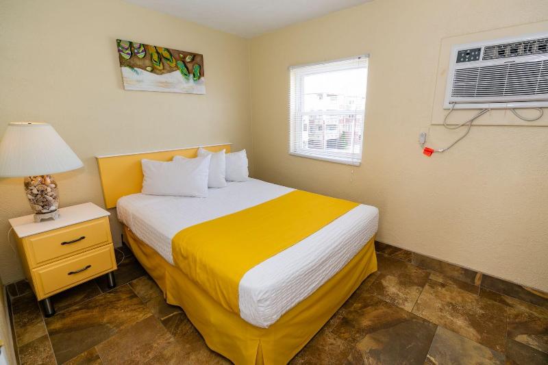 American Safari Motel image