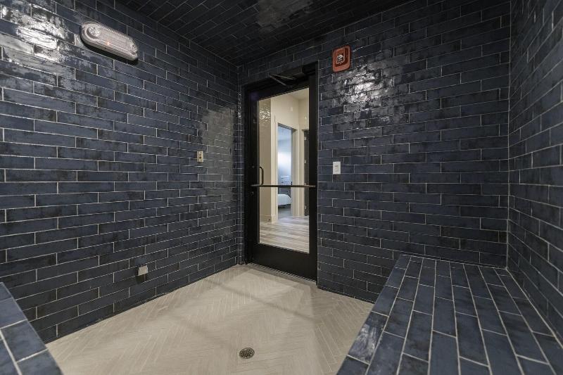 Silver Collection Hotel image