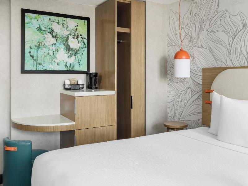 TownePlace Suites New York Manhattan/Chelsea image