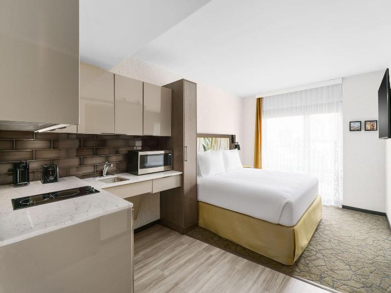 TownePlace Suites New York Manhattan/Chelsea image