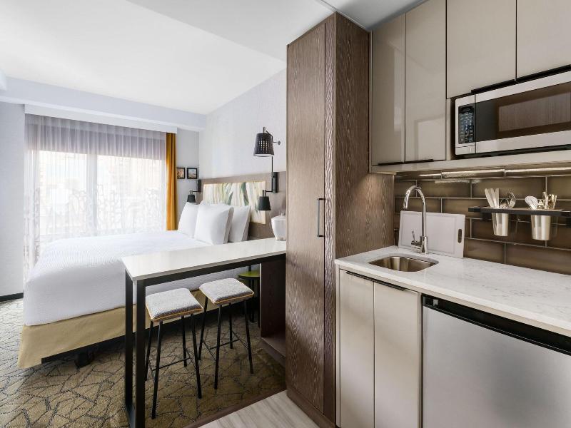 TownePlace Suites New York Manhattan/Chelsea image