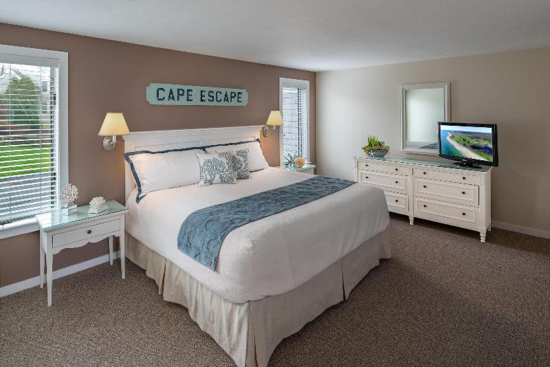 The Club at New Seabury image
