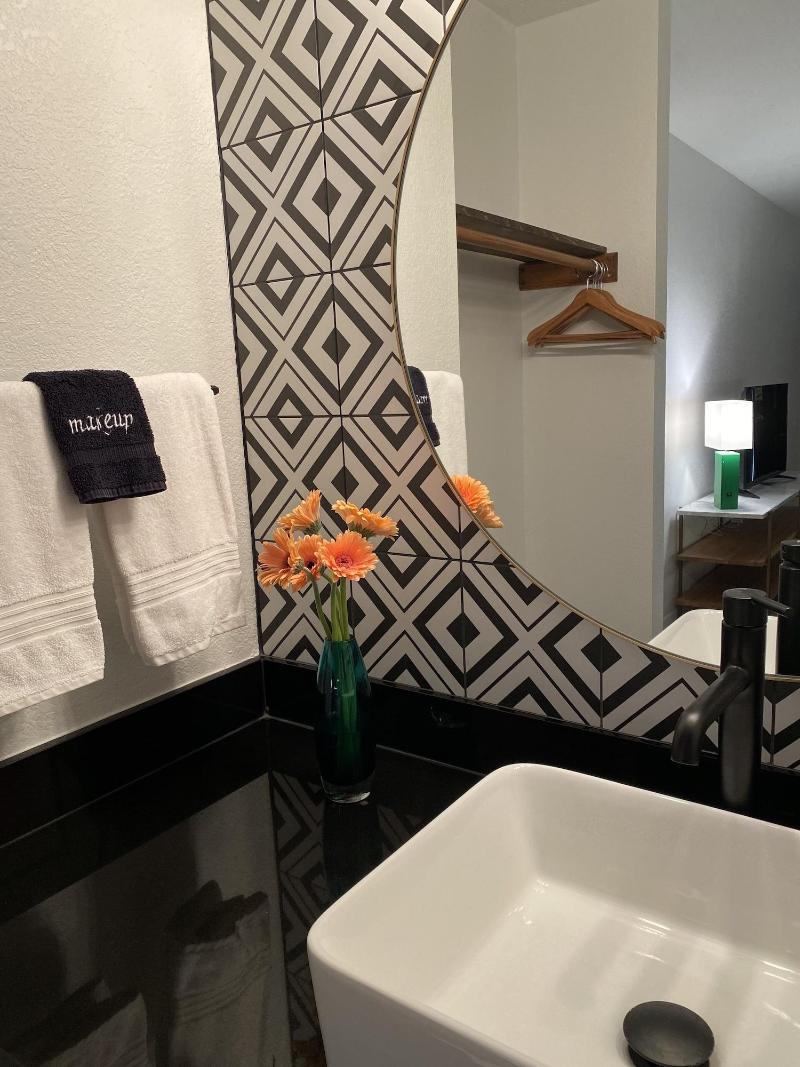 Wimberley Inn image