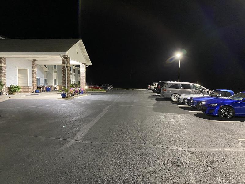 Garnett Hotel & RV Park — exterior view