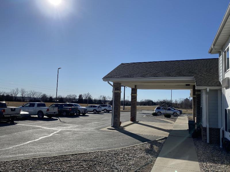 Garnett Hotel & RV Park