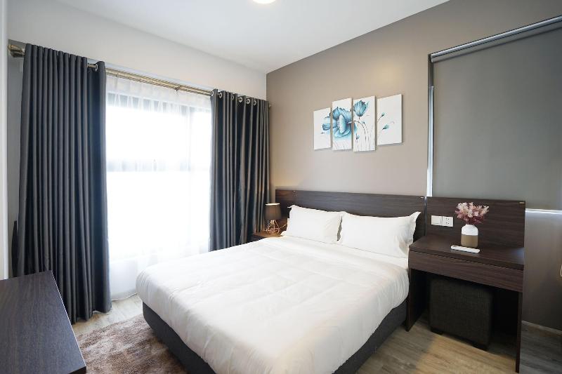 The First Stay Hotel image