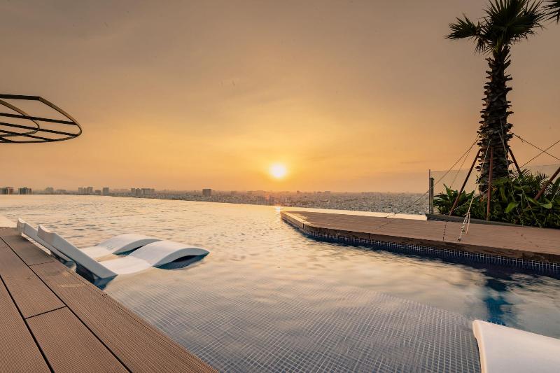 La Vela Saigon Hotel image
