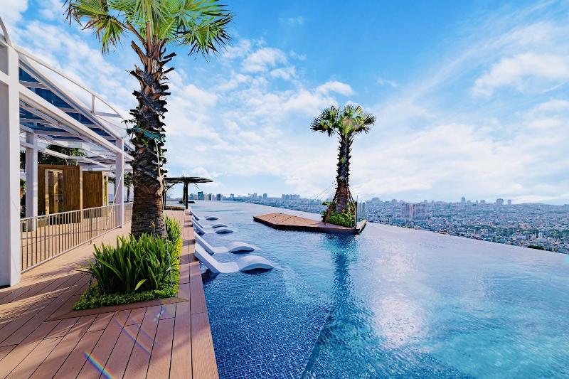 La Vela Saigon Hotel image