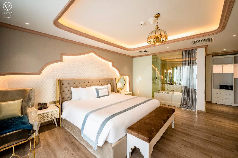 La Vela Saigon Hotel image