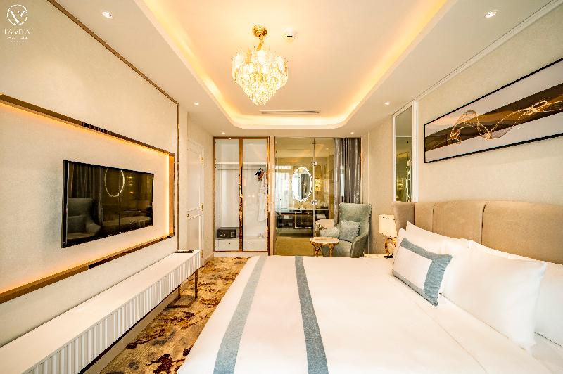 La Vela Saigon Hotel image