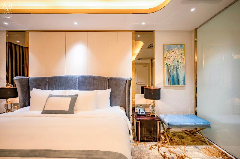 La Vela Saigon Hotel image