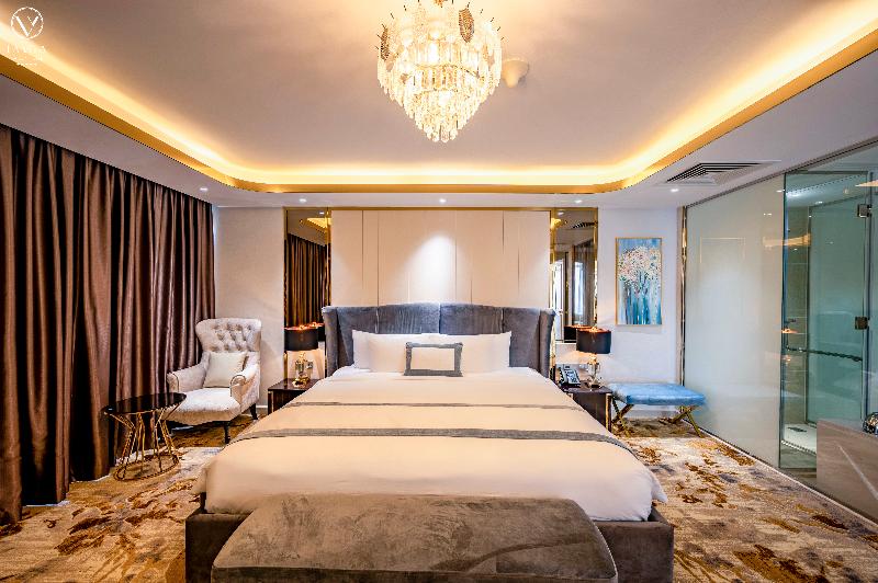 La Vela Saigon Hotel image