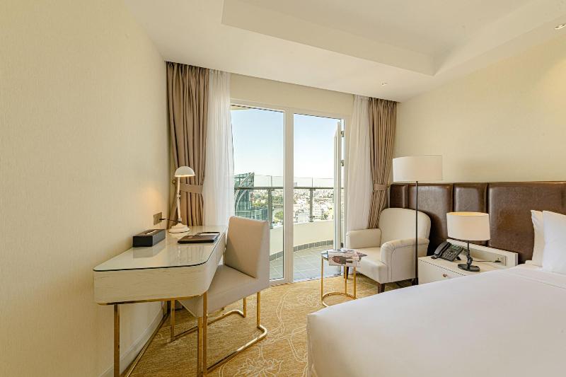La Vela Saigon Hotel image