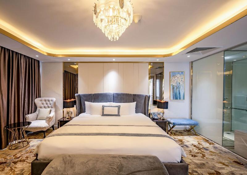 La Vela Saigon Hotel image