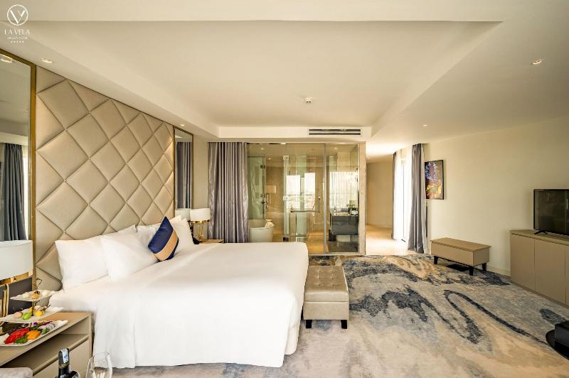 La Vela Saigon Hotel image