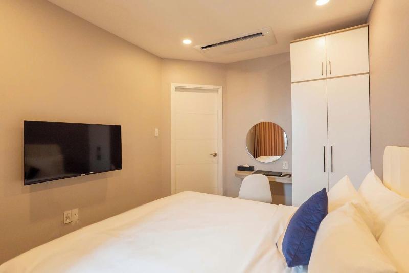 La Vela Saigon Hotel image