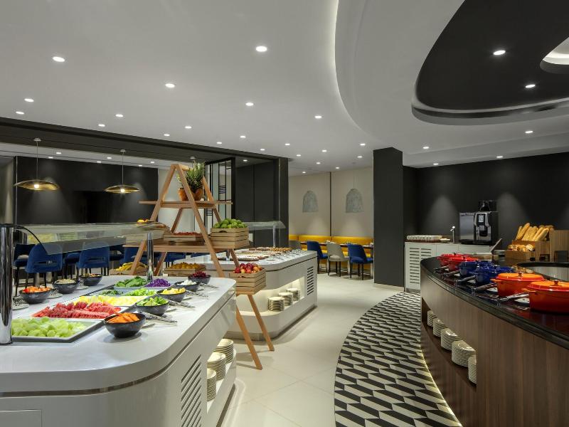 Hyatt Place Dubai Jumeirah Residences image