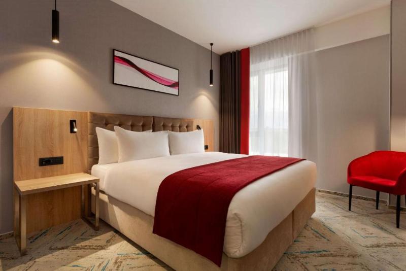 Ramada Targu Jiu image