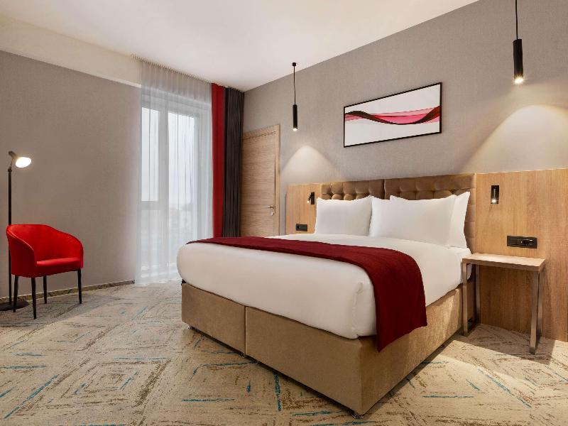 Ramada Targu Jiu image
