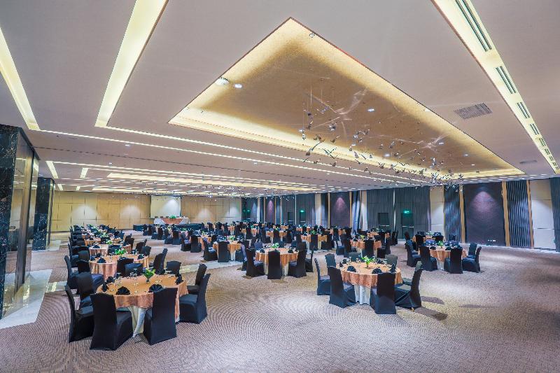 Grand Summit Hotel General Santos image