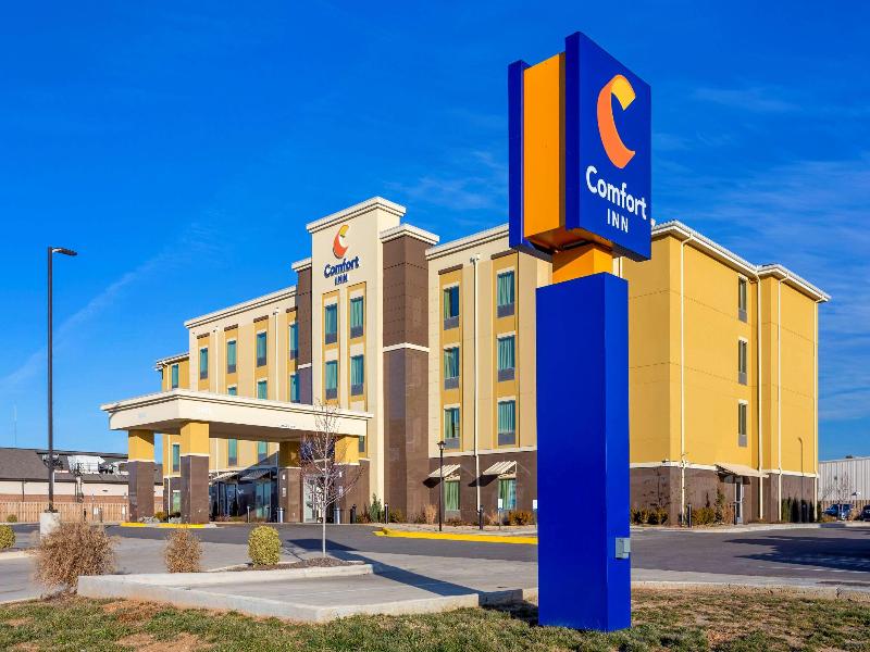 Comfort Inn Jonesboro image