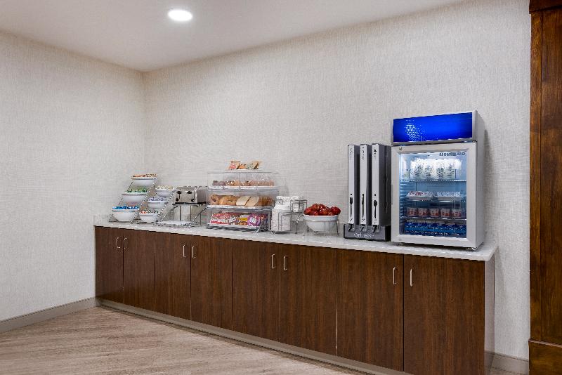 MainStay Suites Gaylord image