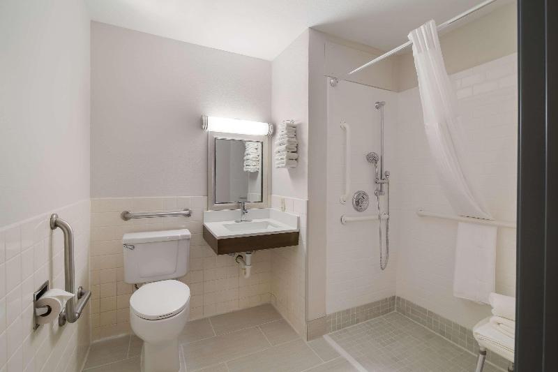 Econo Lodge Williston image