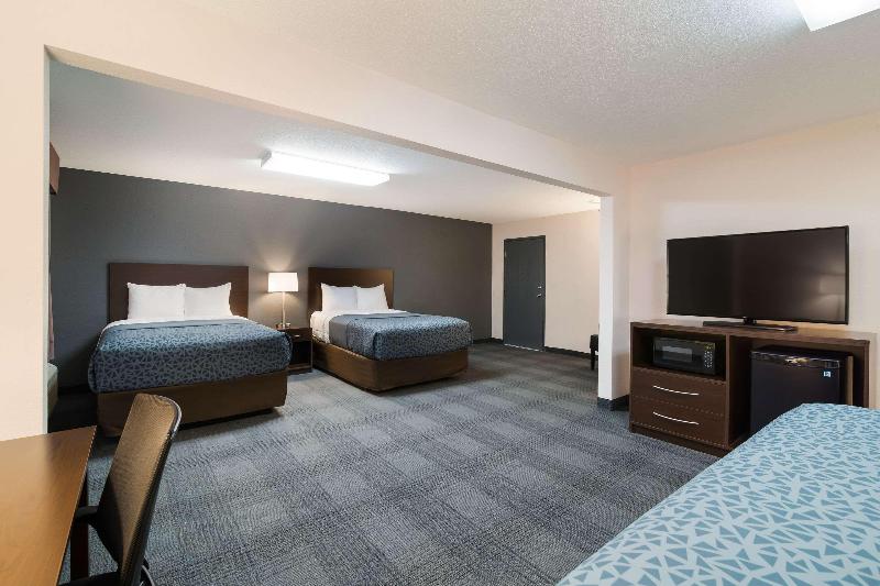 Econo Lodge Williston image