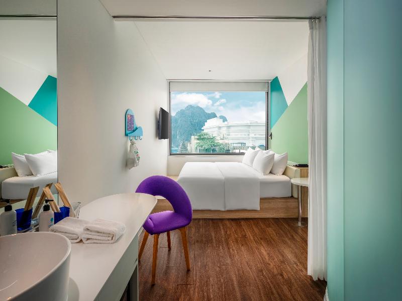 Tru by Hilton Ha Long Hon Gai Centre image