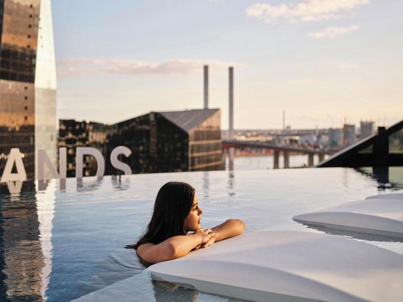 Melbourne Marriott Hotel Docklands image