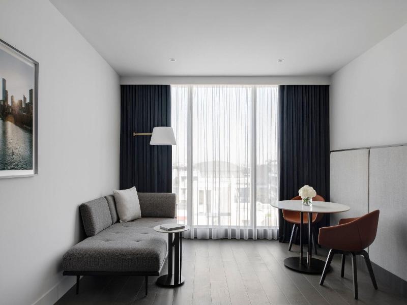 Melbourne Marriott Hotel Docklands image