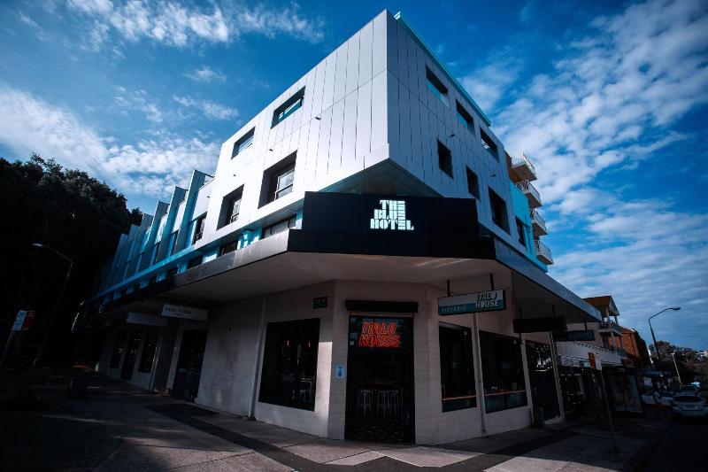 The Blue Hotel Bondi image