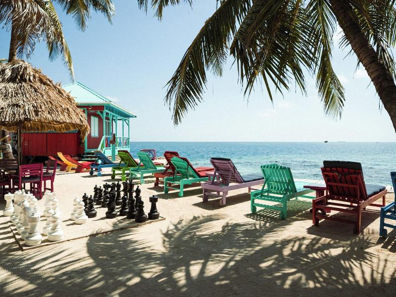 King Lewey's Island Resort image